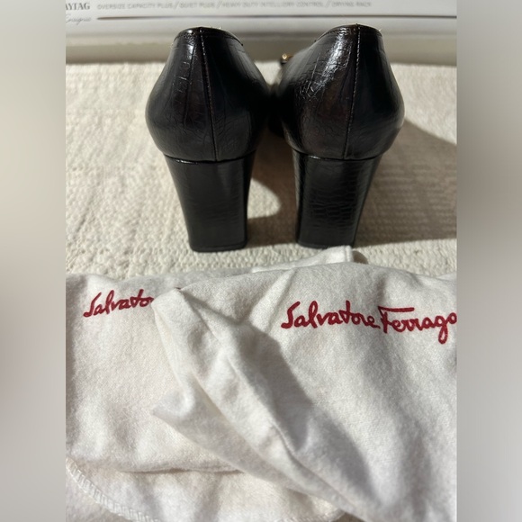 Salvatore Ferragamo size 6 Made in Italy - Picture 4 of 7